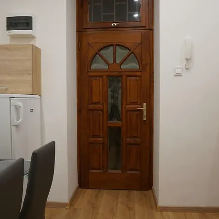 Klau Apartman Apartment